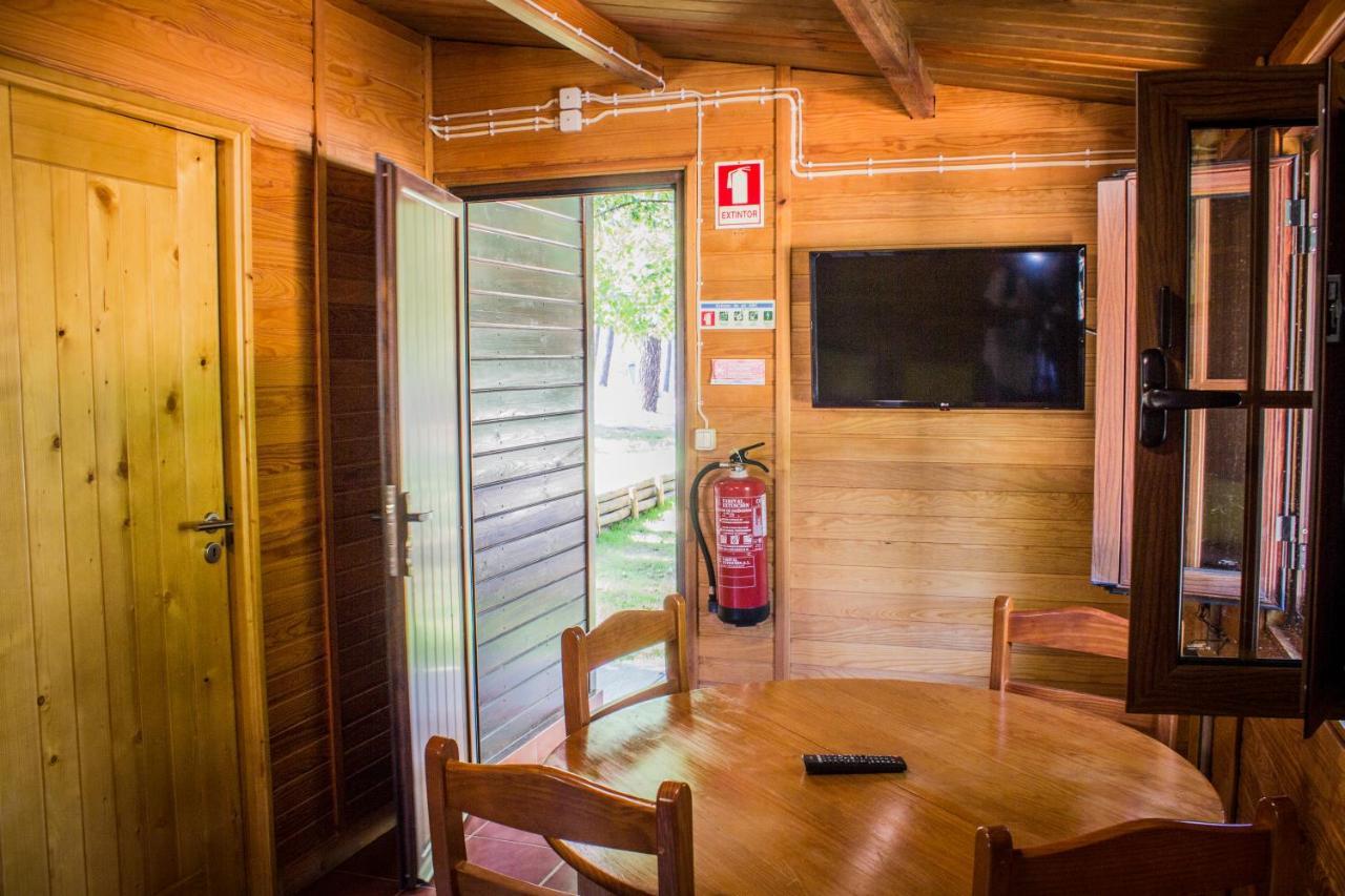 Xisto Camping Janeiro de Baixo Luaran gambar