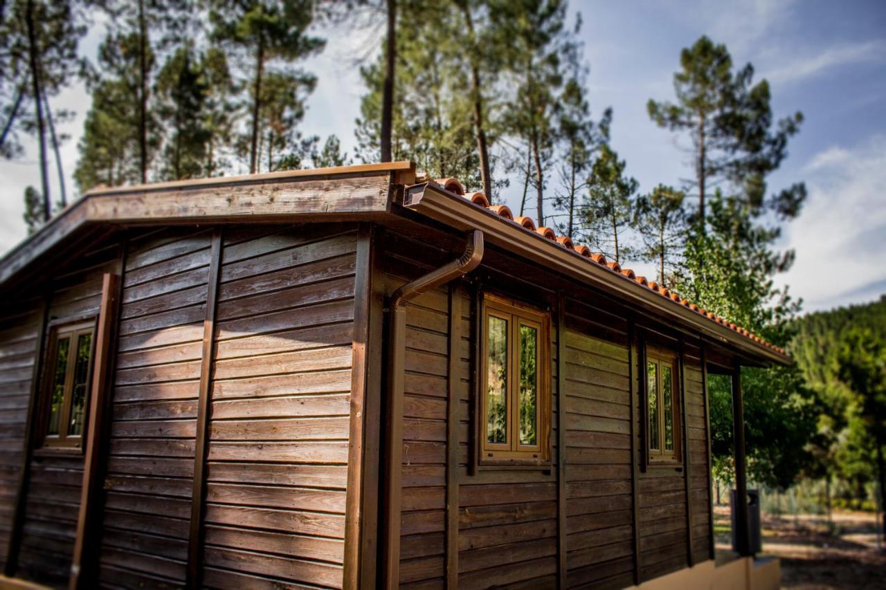 Xisto Camping Janeiro de Baixo Luaran gambar